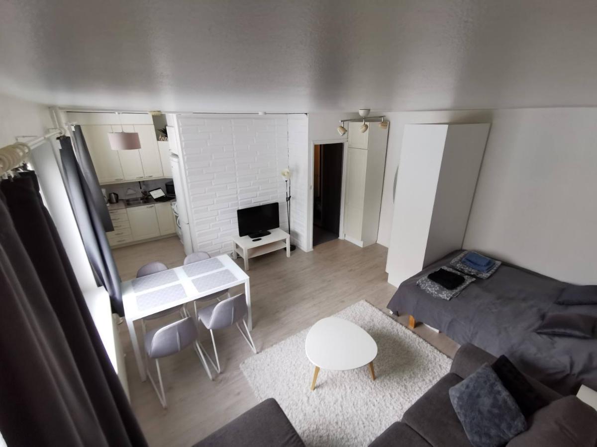 Cozy Apartment In The Center Рованиеми Экстерьер фото